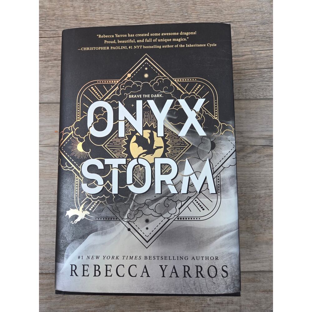 Onyx Storm Rebecca Yarros Deluxe Limited‎ Edition 1st Printing Sprayed Edges